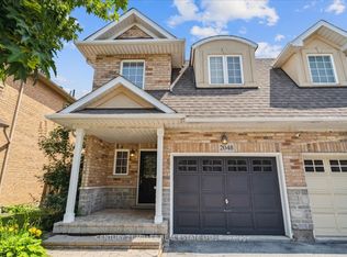 2048 Elmgrove Rd N, Oakville, ON L6M 4Y5