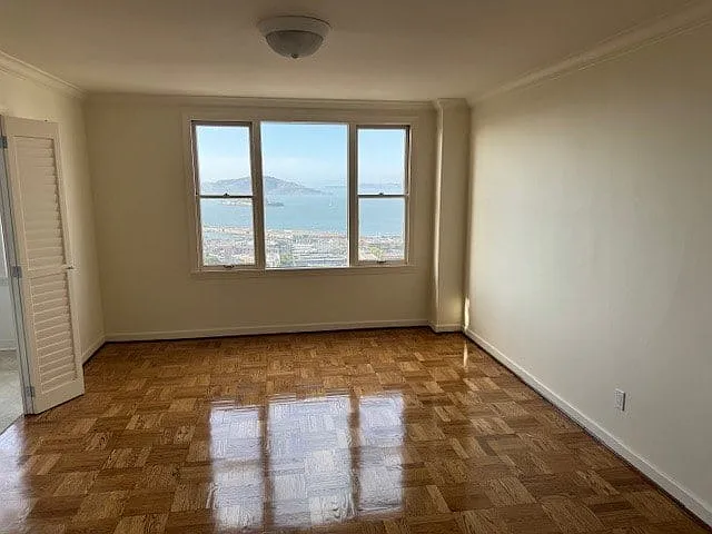 1000 Green — Photo 12