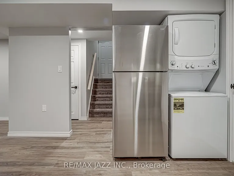1189 Cartier Blvd #A — Photo 11
