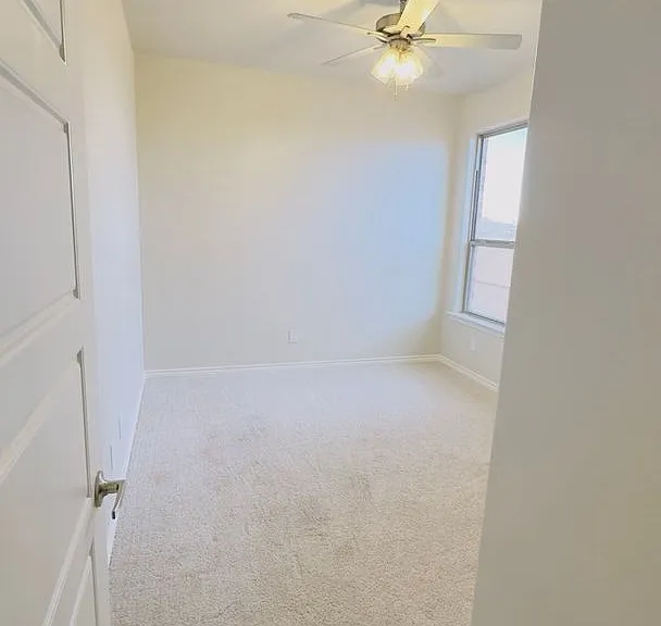 5300 Kilyn Ct — Photo 16