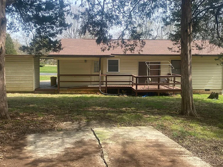 4301 Davron Ln — Photo 2