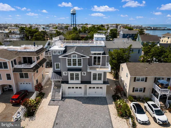 24 W Carolina Ave, Beach Haven, NJ 08008