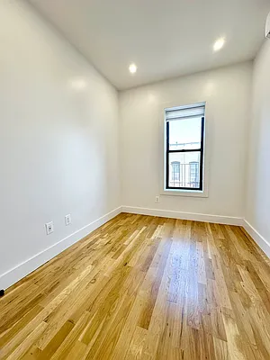 Rented by Camelot Realty Group | media 11