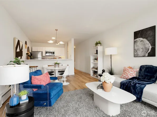 5824 NE 75th Street #307, Seattle, WA 98115