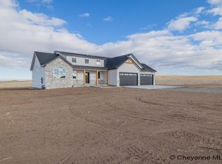 1501 Wineglass Rd, Cheyenne, WY 82009