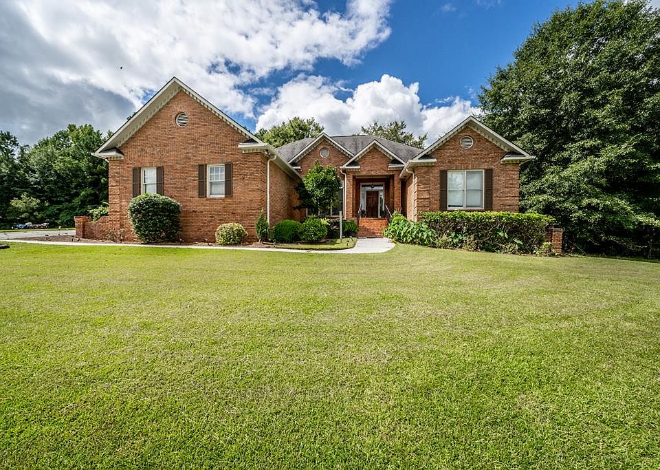 1st image of 208 Watercress Dr
