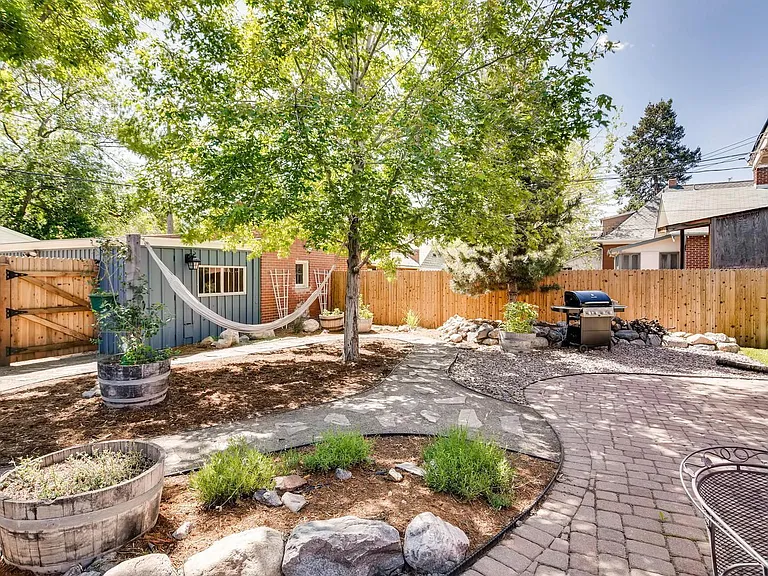 510 S Lincoln St — Photo 11