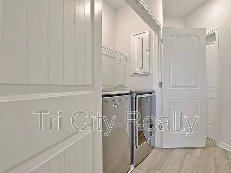 250 Cobalt Dr — Photo 35