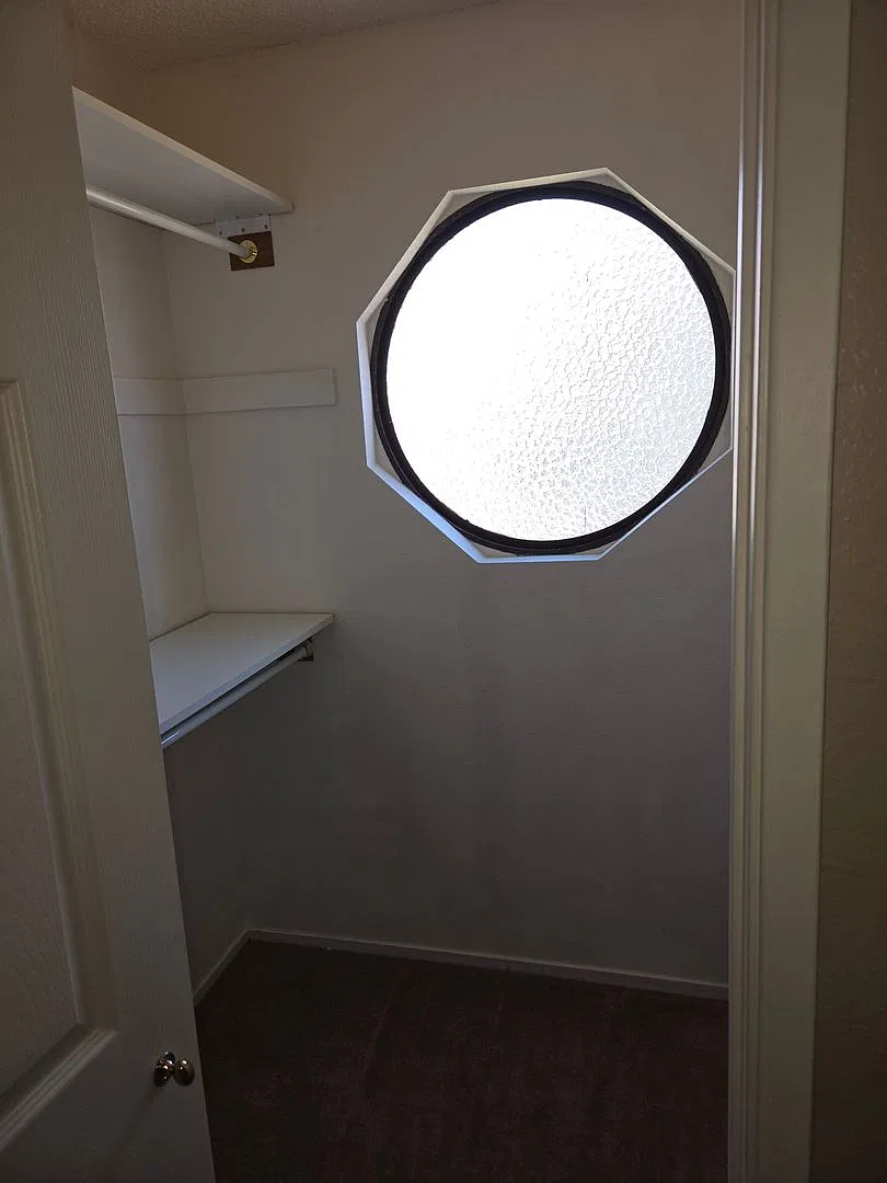 Oceano Condo-Tri level available NOW — Photo 4