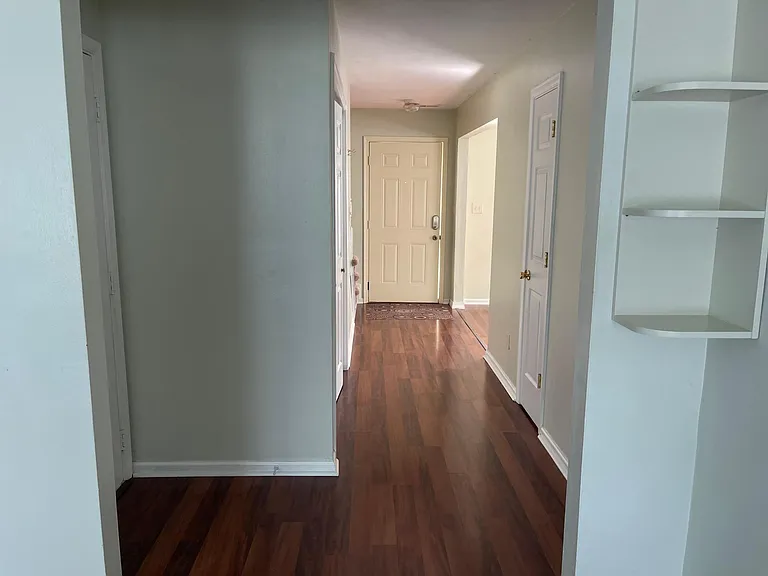 1517 Eagleton Ln — Photo 9