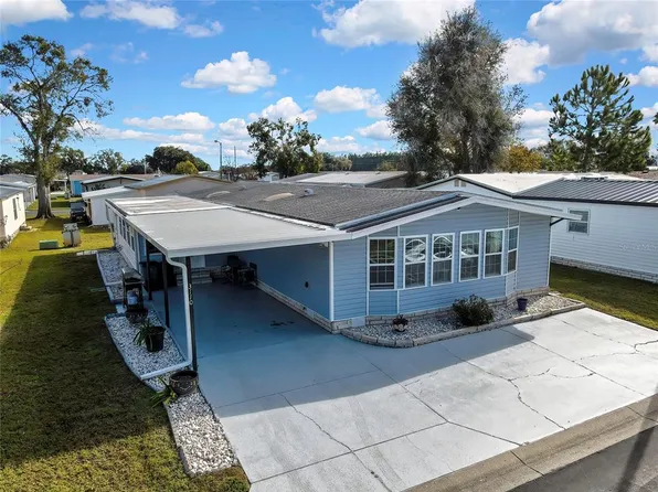 3110 Beaver Creek Dr, Wesley Chapel, FL 33543