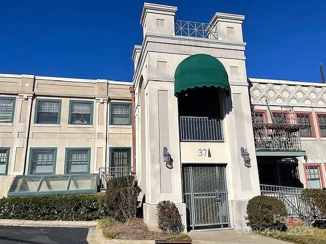 1st image of 37 Hiawassee St APT W106