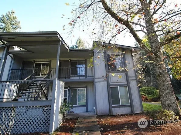 12214 NE 147th Place #B, Kirkland, WA 98034