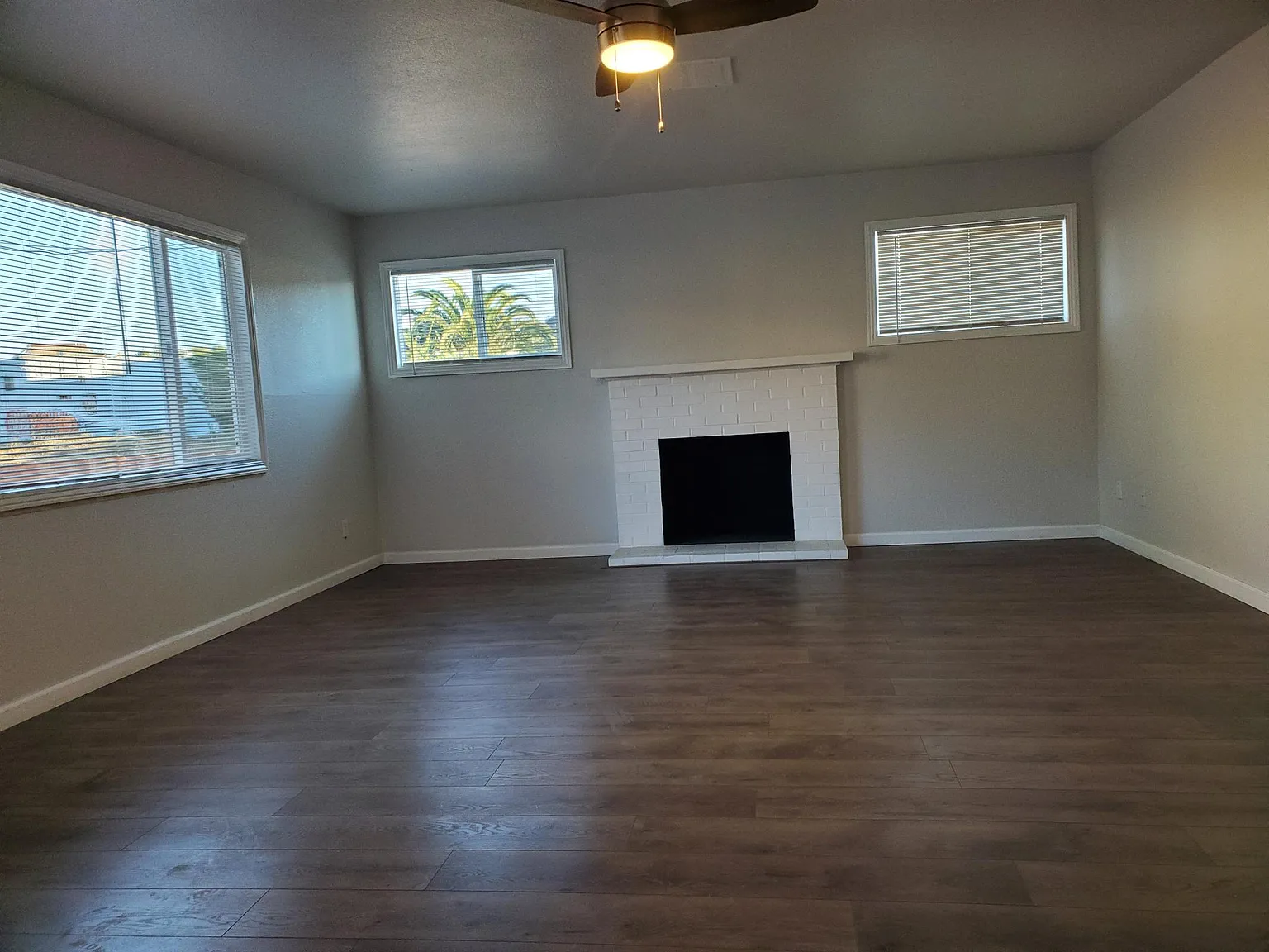 3 bed, 1212 sqft, $2,695 — Photo 4