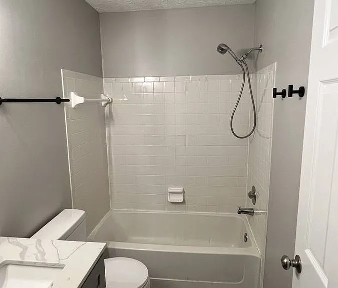 3909 Heatherglen Dr — Photo 18