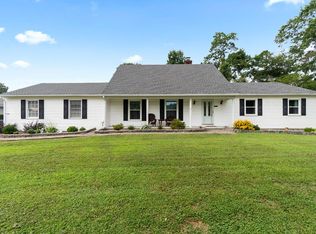 1170 S Glebe Rd, Montross, VA 22520