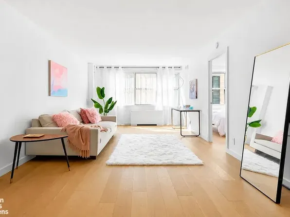 520 E 72nd St APT 8U, New York, NY 10021