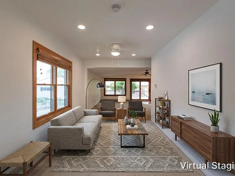 2406 Wood St — Photo 14