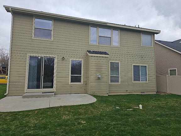 2nd image of 292 Ryegate St