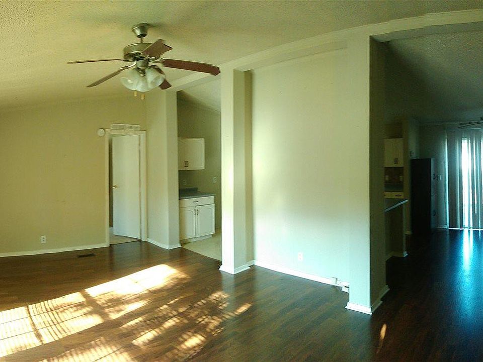 2nd image of 1320 Madeline Cir