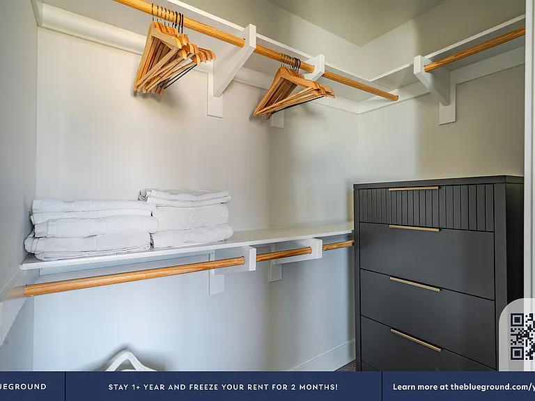 Walk-in Closet
