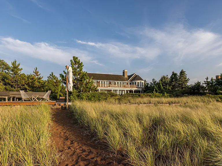 20 Napeague Harbor Rd — Photo 22