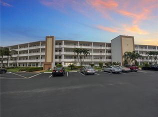 1054 Cornwall Dr #1054-C, Boca Raton, FL 33434