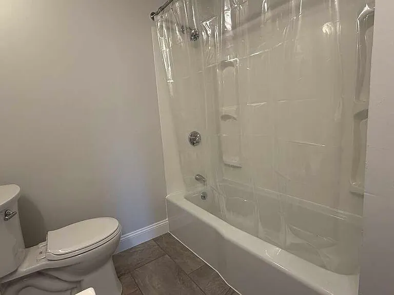 166 King St #2 — Photo 12