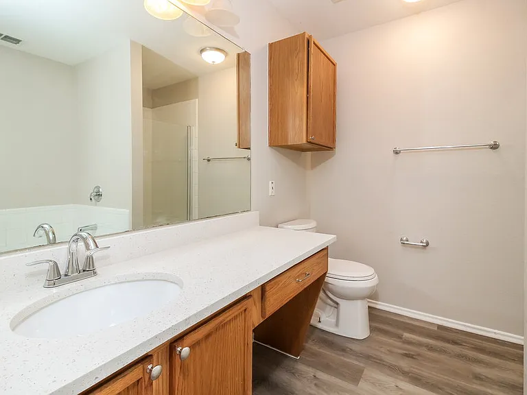9104 Chisholm Trl — Photo 13