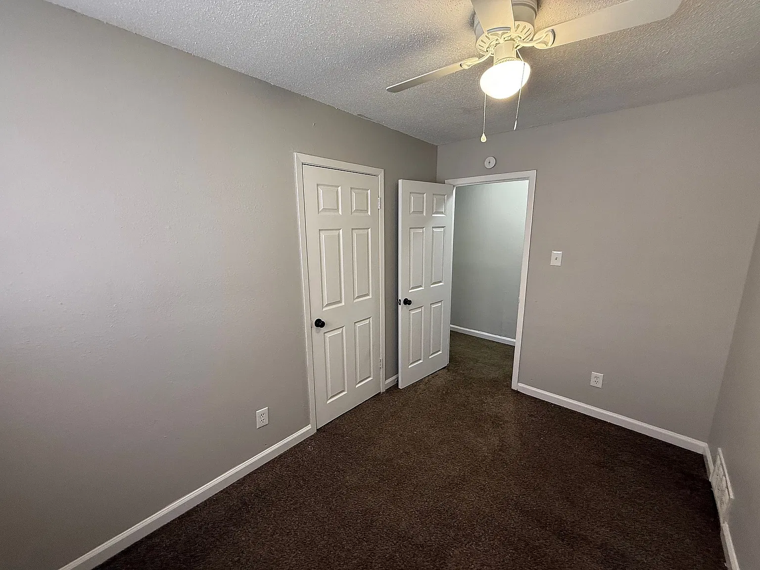 3594 Hicky St — Photo 2