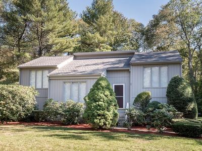 2 Foxfire Dr, Sharon, MA, 02067