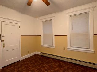 128 W 19th St APT 4, Bayonne, NJ 07002
