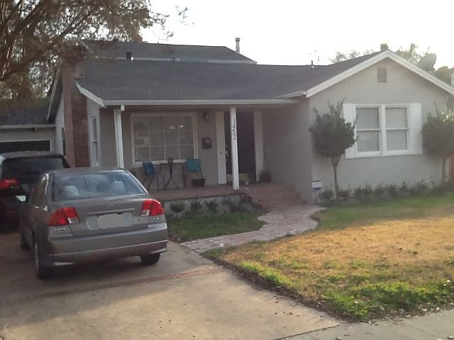 1st image of 1452 W Roselawn Ave