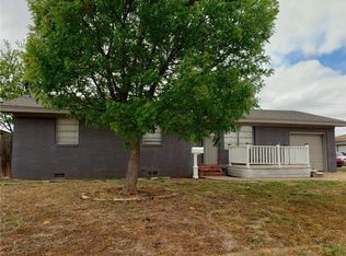 1827 Hollywood Dr, Altus, OK 73521