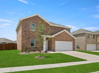 26 Glen Crossings Rd, Edgecliff Village, TX 76134