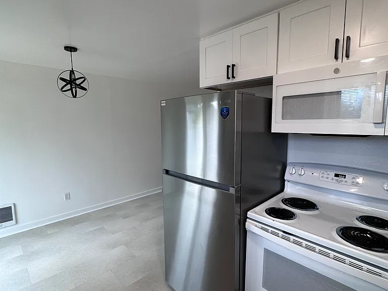 115 Barbara Ln — Photo 4