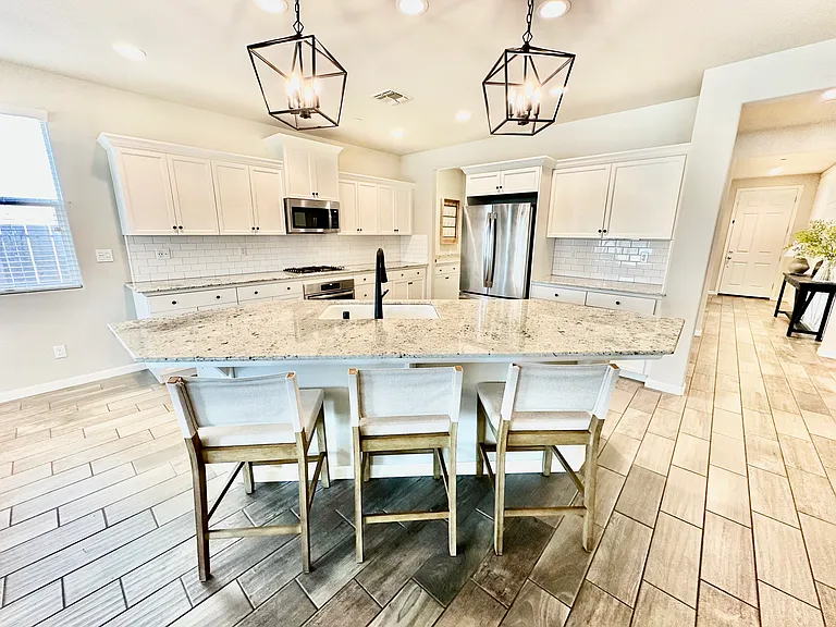 3021 Heritage Ave — Photo 10