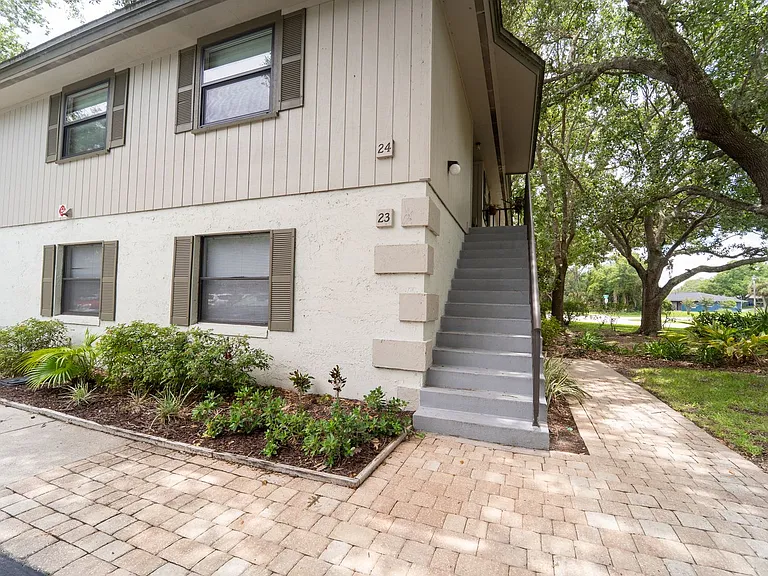 23 Catalonia Ct — Photo 24