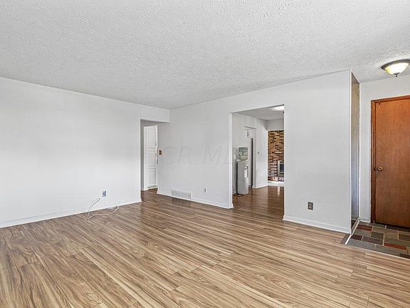 4th image of 6132 Sunny Vale Dr