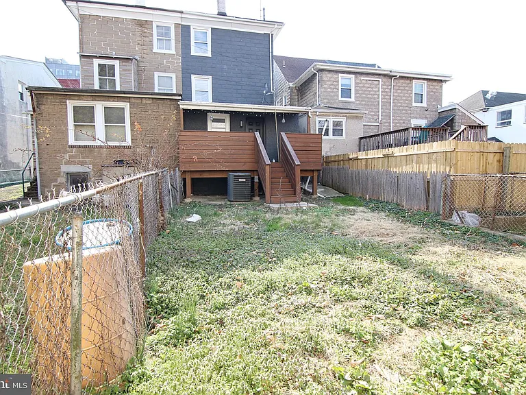 14 Maple St — Photo 26