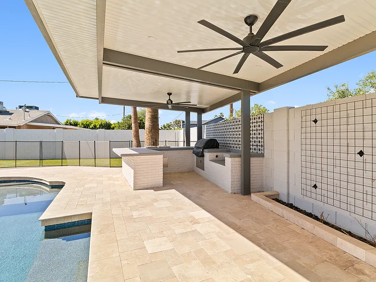 6508 N 85th Pl — Photo 32