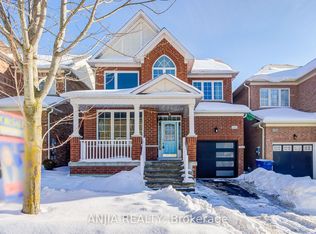 203 James Ratcliff Ave, Whitchurch Stouffville, ON L4A 0L5