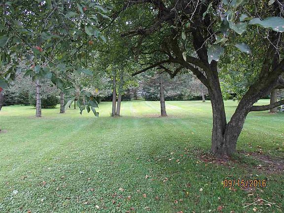 3rd image of 1895 Eastwood Ct