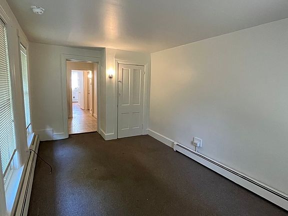 5th image of 122 N 6th St Unit 2