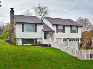 25 Pheasant Run Dr, Export, PA 15632