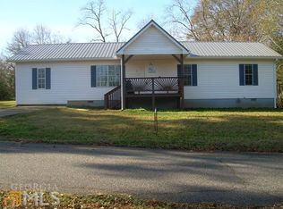 37 Hickory St, Commerce, GA 30529