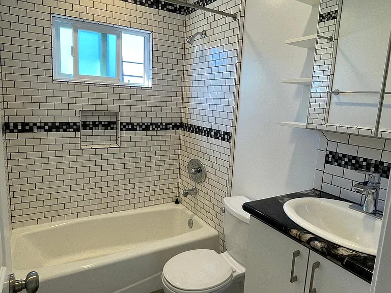 4915 Sawtelle Blvd #6 — Photo 6