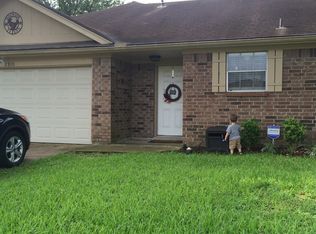 2310 Hearne Dr, Pasadena, TX 77502