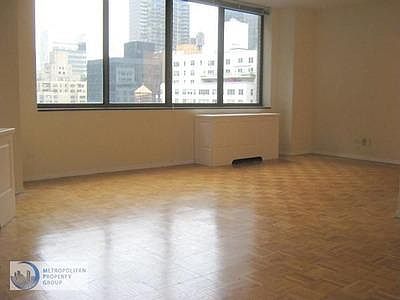 2nd image of 225 E 44th St