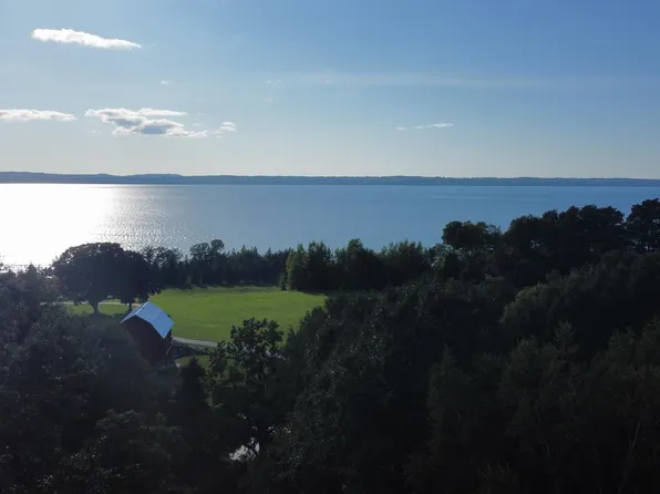 10335 W Marion Dr, Traverse City, MI 49686